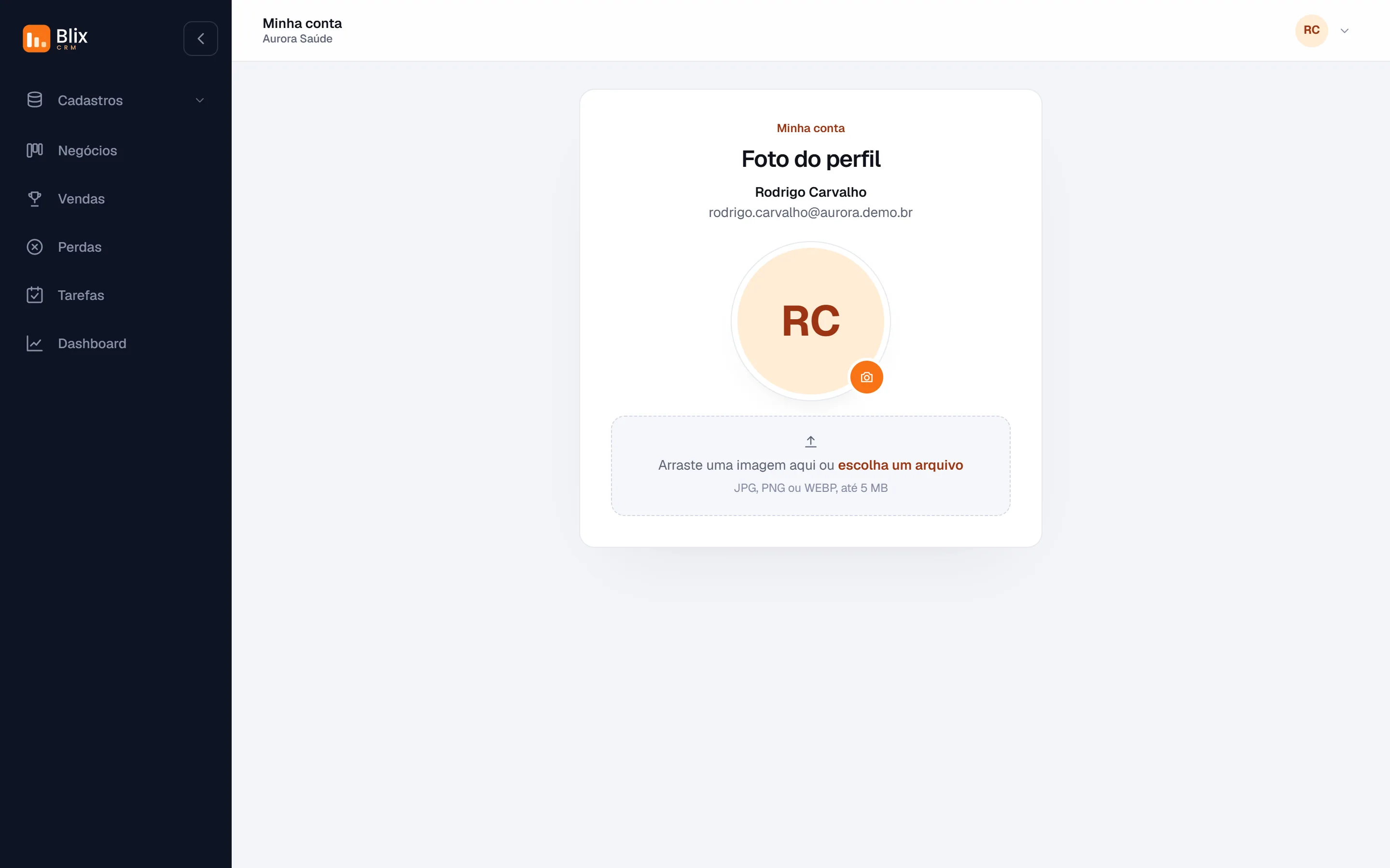 Tela Meu perfil com a foto e a área de envio